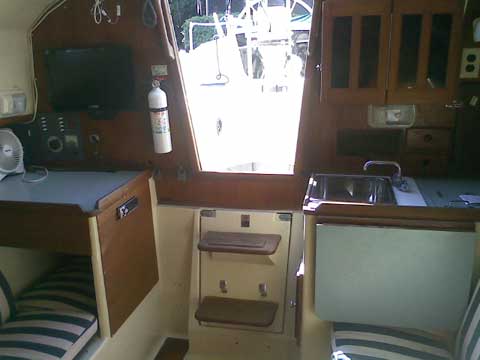 Stellar 30, 1986 sailboat