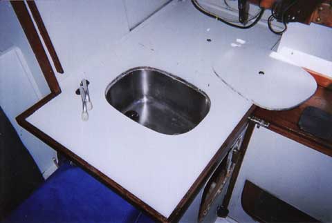 Albin Vega, 27 ft., 1976 sailboat