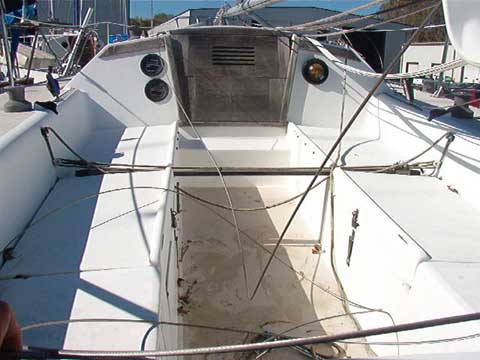 Capri 25