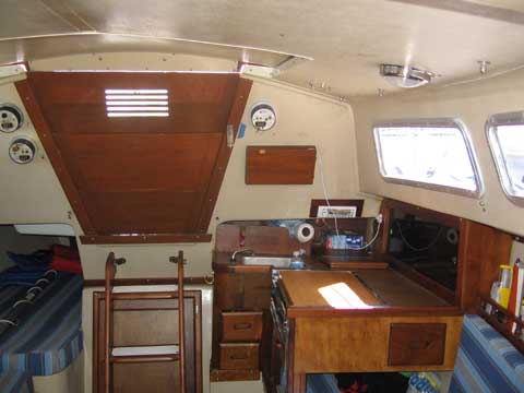 Catalina 27 sailboat