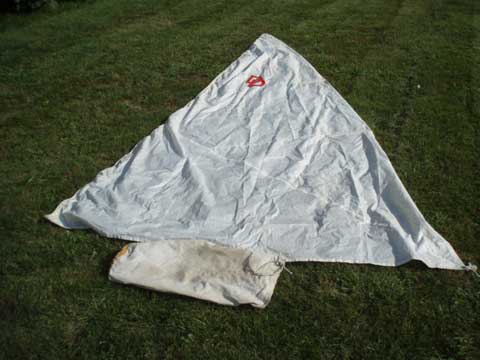 Dyer 9 sailboat
