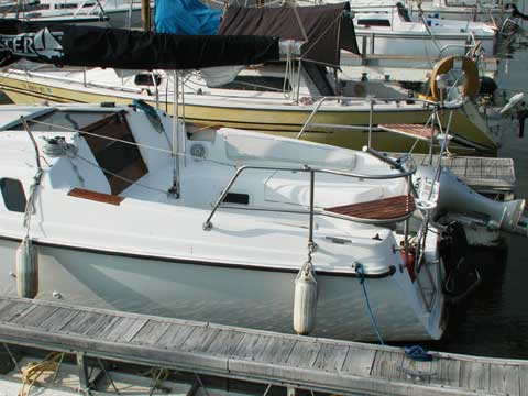Hunter 23.5 sailboat