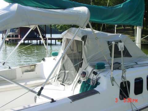 Hunter 23.5 sailboat
