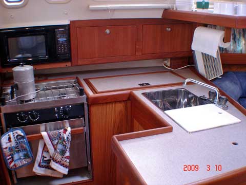 Hunter 340 sailboat