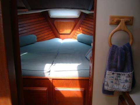 Islander 30, 1984 sailboat