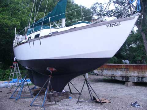 Nebe Cape 28 sailboat