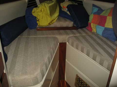 Pearson 323 sailboat