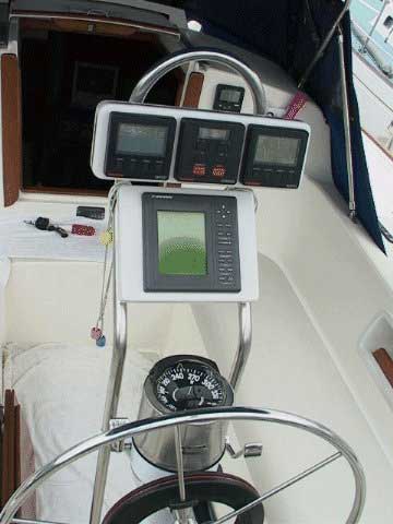 Pearson 34, instruments at helm