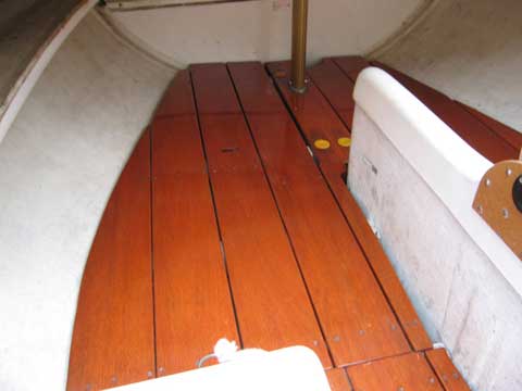 Rhodes 19, 1972 sailboat