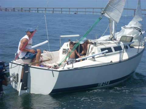 S2 6.9 sailboat