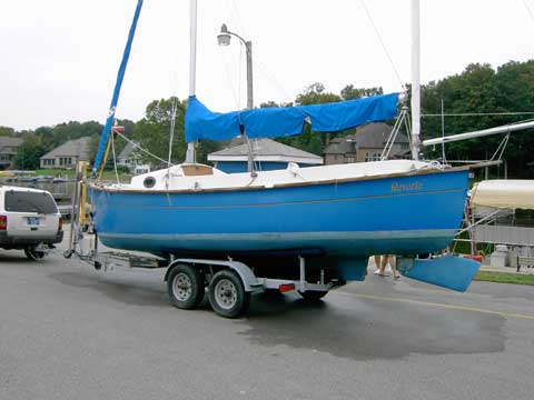 Sunseeker 23 sailboat