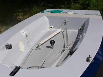 1994 Vanguard 15 sailboat