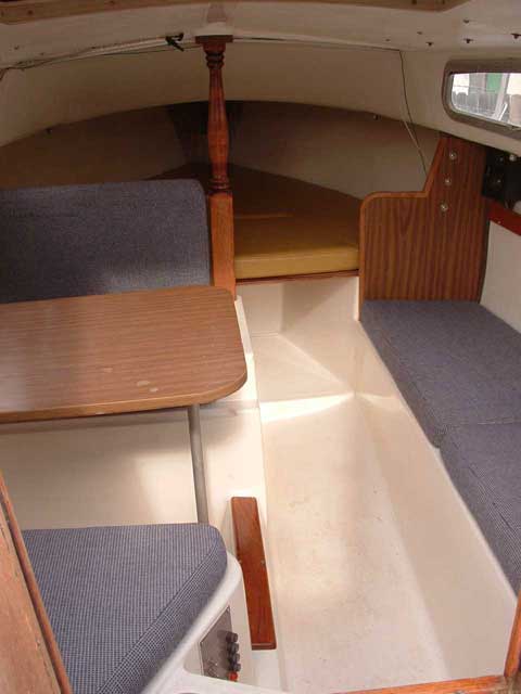 Catalina 22, 1972 sailboat