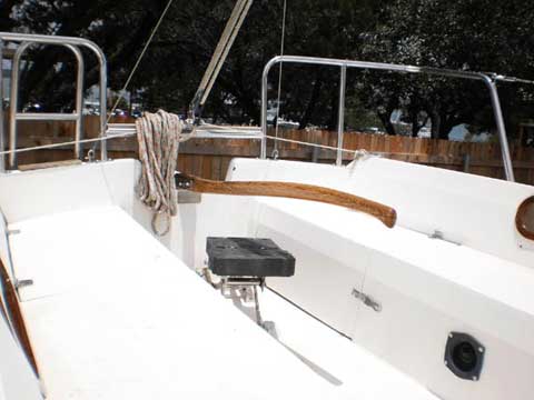 Catalina 22 Swing Keel, 1986 sailboat