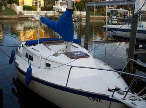Irwin 10-4, 1977 sailboat