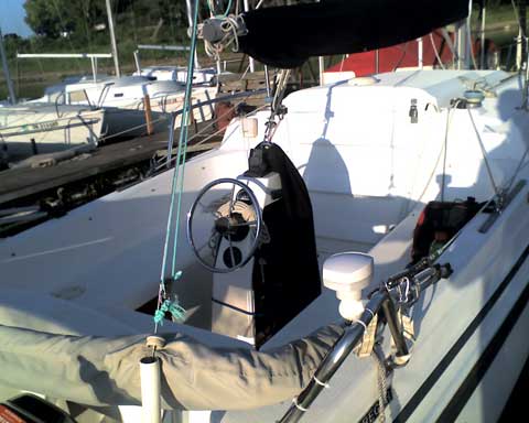 MacGregor 26X, 2000 sailboat