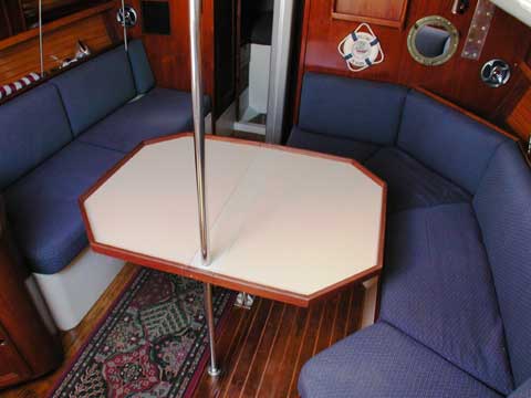 Cal 33, 1988, Joe Pool Lake, Texas sailboat