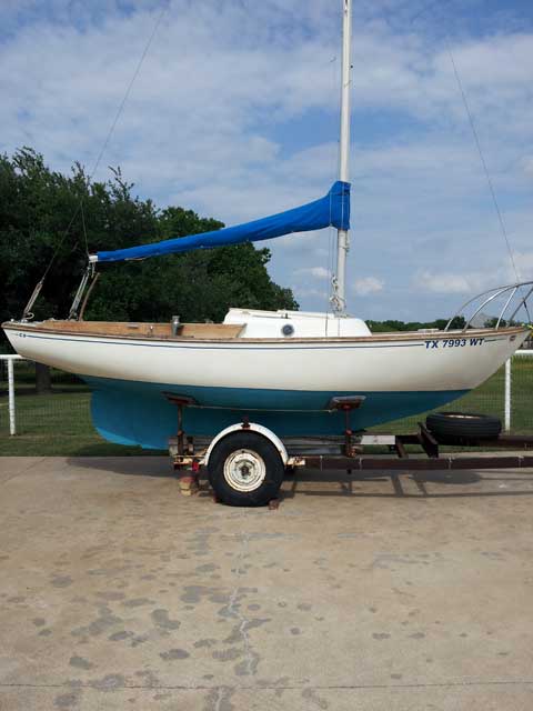 Cape Dory Typhoon, 1974 sailboat