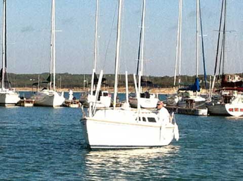 Catalina 22 Swing Keel, 1986 sailboat