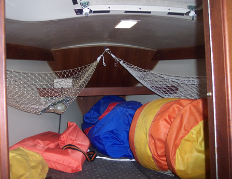 Catalina, 27', 1987, Canyon Lake, Texas sailboat