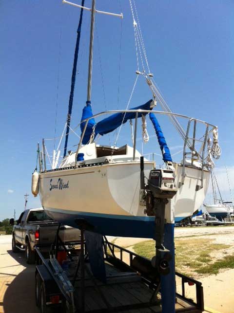 C and C 25 fin keel, 1981 sailboat