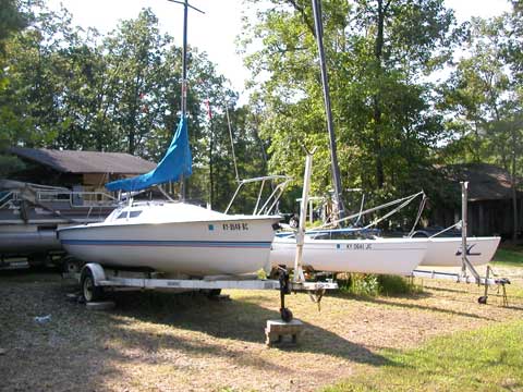 Holder 20, 1987, Cave Run Lake, Kentucky sailboat