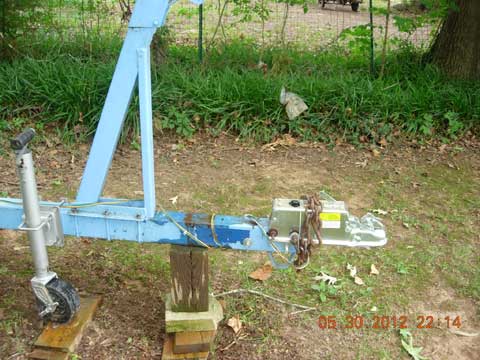 Holsclaw sailboat trailer, 21ft., Scottsboro, Alabama sailboat