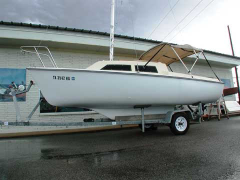 Hunter 5.2, 17', 1982 sailboat