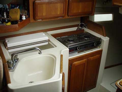 Hunter 27, 1993 sailboat