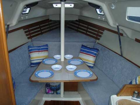 Hunter 27, 1993 sailboat