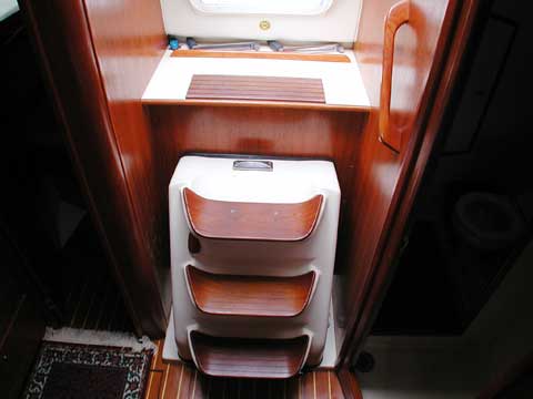 Hunter 356, 2002 sailboat