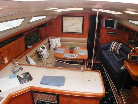 Hunter 41, 2004 sailboat