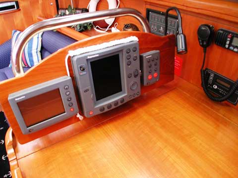Hunter 41, 2004 sailboat