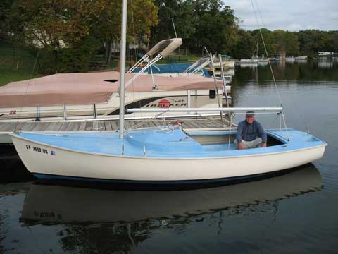 Rhodes 19 Keel Model, 1964 sailboat