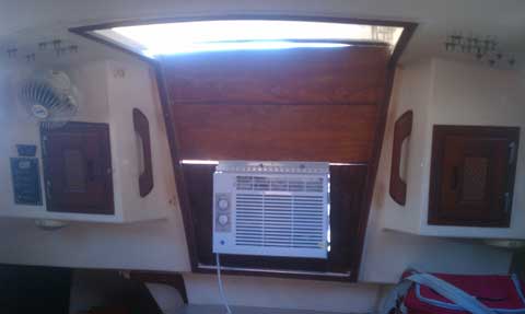 San Juan 28, 1980, Lake Ray Hubbard, Rockwall, Texas sailboat