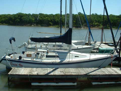 San Juan 30, 1977, Lake Lewisville, Dallas, Texas sailboat