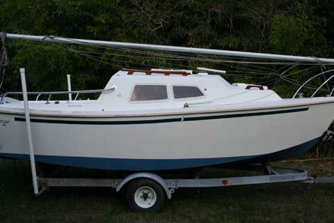West Wight Potter 19, 1987 sailboat