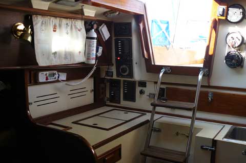 Cape Dory 30 Cutter/Sloop, 1984 sailboat
