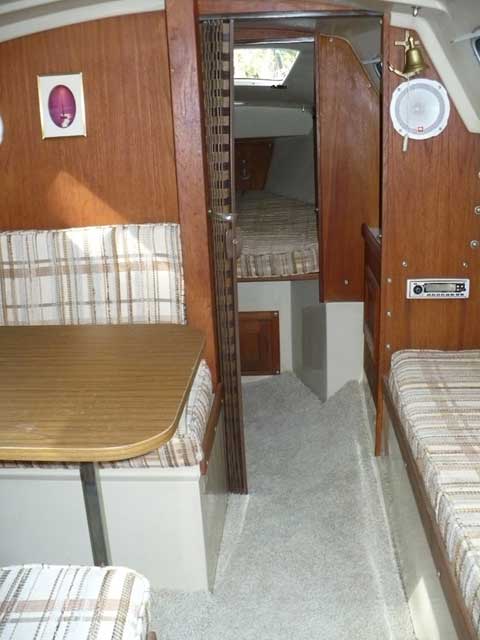 Catalina 25, 1982 sailboat