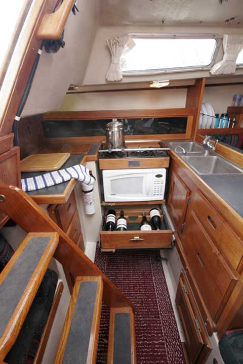 Catalina 30, 1984 sailboat