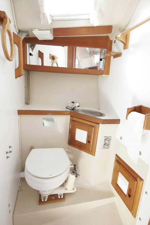 Catalina 30, 1984 sailboat