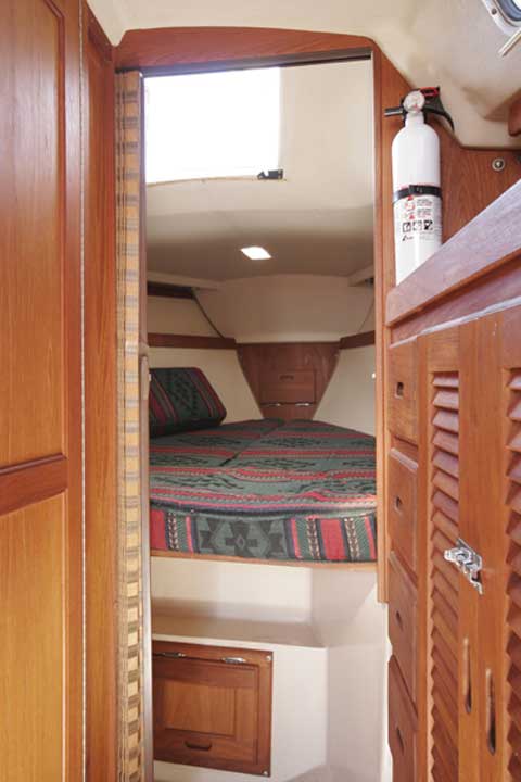 Catalina 30, 1984 sailboat