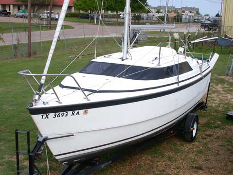 MacGregor 26X, 1999 sailboat