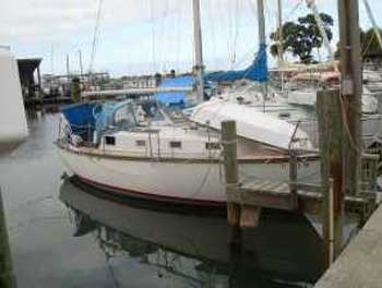 Cape Dory 28, 1975 sailboat