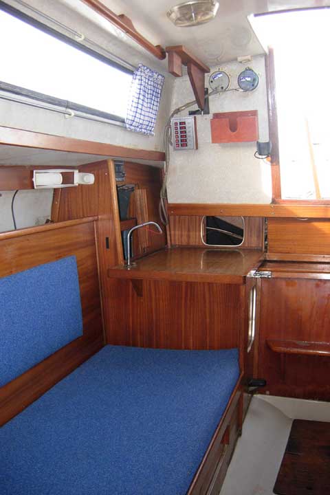 Albin Vega 27