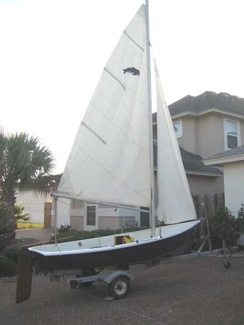 AMF Puffer sailboat