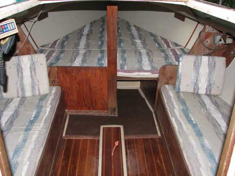 Capri 25 sailboat