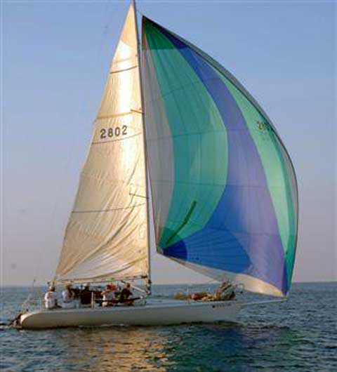 Carrera 280 sailboat