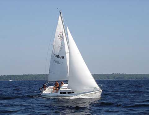 Catalina 22 sailboat