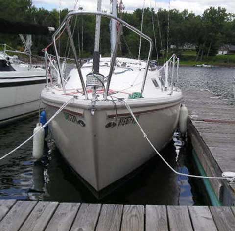 Catalina 25 sailboat